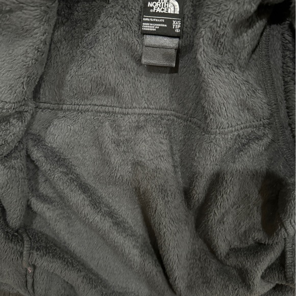 The North Face Fleece Hoodie size 5 - Picture 3 of 3
